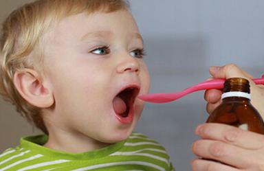 小孩不肯吃药怎么喂药,孩子不吃药怎么正确引导