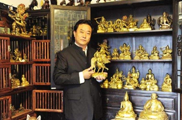 清朝三吨重龙床现世专家要求上交,清朝3吨龙床现状