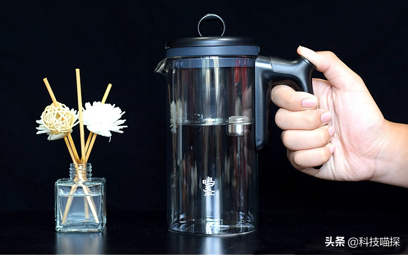 磁吸飘逸杯和升降飘逸杯哪个好,舒茗飘逸杯和佐茗飘逸杯