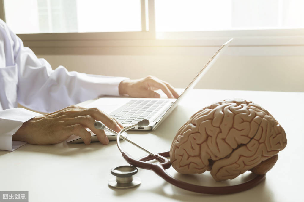 四肢麻木无力不听使唤怎么治,右边麻木无力怎么康复