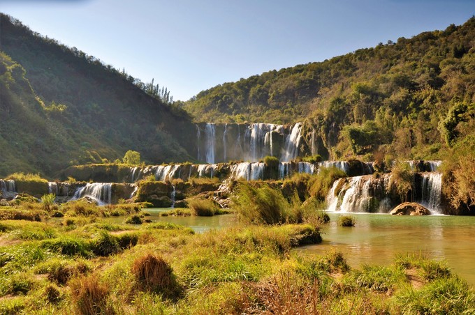 走进春天走进桃花盛开的地方,云南罗平金色花海之旅