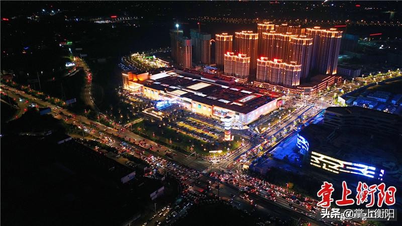 衡阳奥特莱斯活动,开业3天客流量累计破50万人