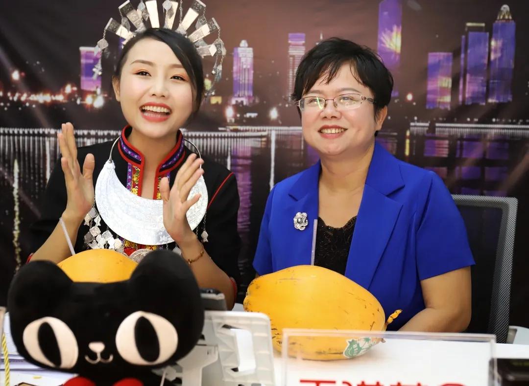 花姐带货直播间,花姐直播带货直播间