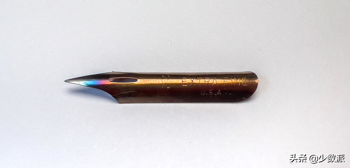 英文书法书写技巧练法,如何练习英语花体书法