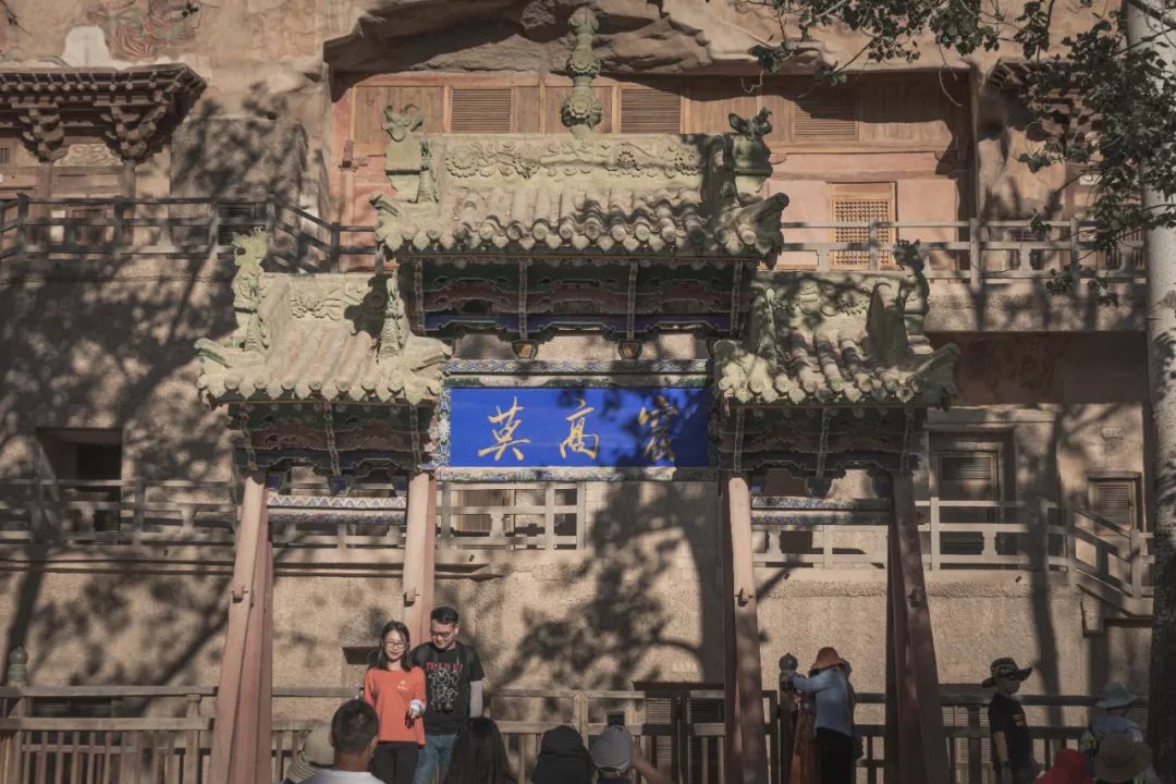 敦煌为什么会是佛教圣地,敦煌为什么能闻名世界