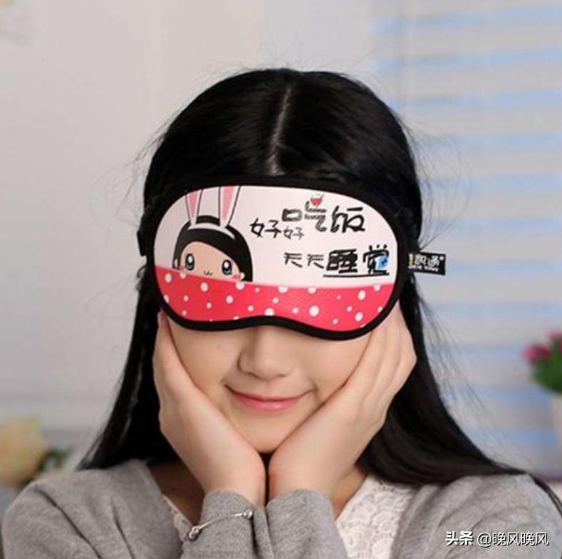 及时补救鱼尾纹的方法,教你一招如何淡化鱼尾纹