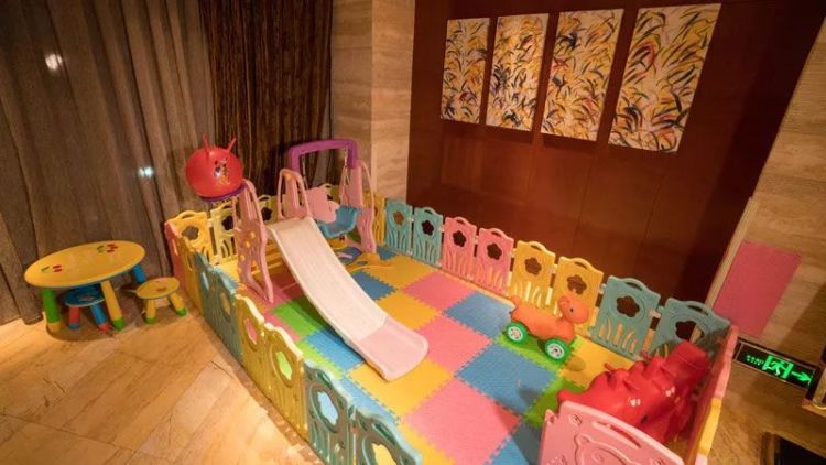 厦门明发国际大酒店自助餐西餐厅,厦门明发国际大酒店附近美食推荐