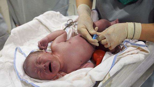 小孩肚脐眼突然外突怎么回事,怎么告诉小朋友肚脐眼不能抠