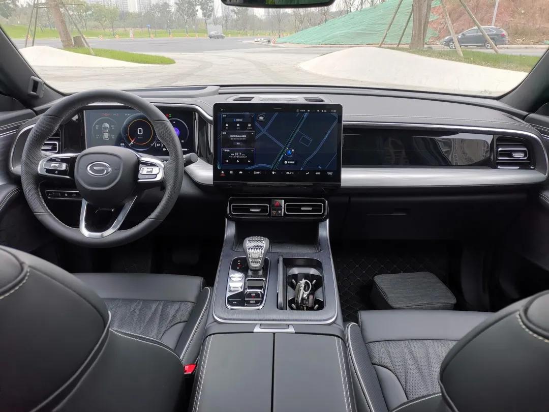 传祺gs8燃油版跑高速动力够用吗,广汽传祺gs8的油耗怎么样