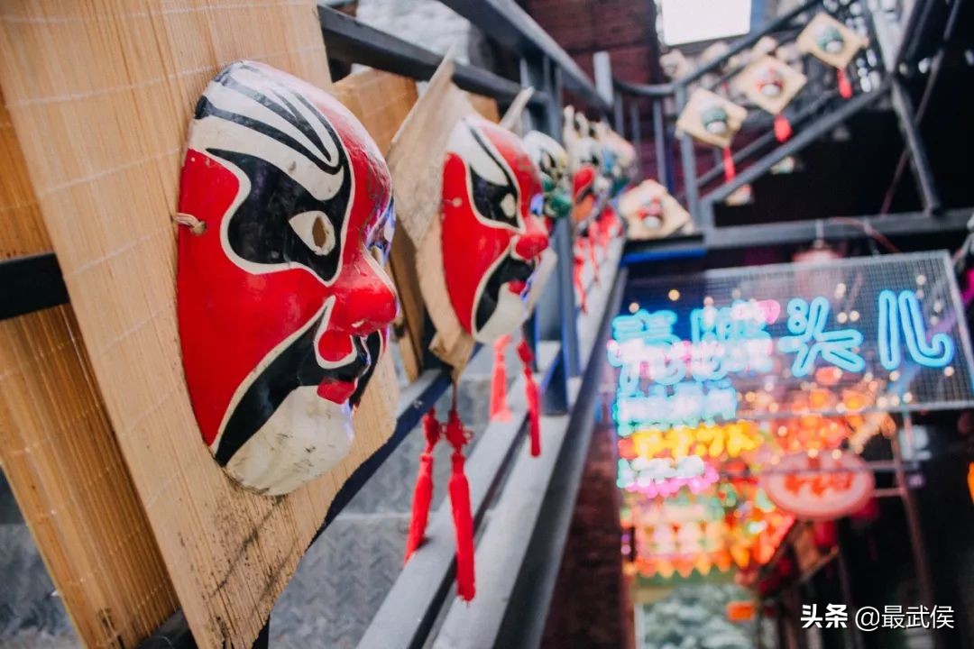 成都首条夜环线,太太太太好玩了!