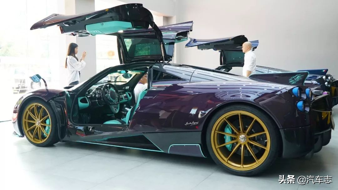 价值一亿的法拉利拉法,价值1亿元钱的白色法拉利拉法