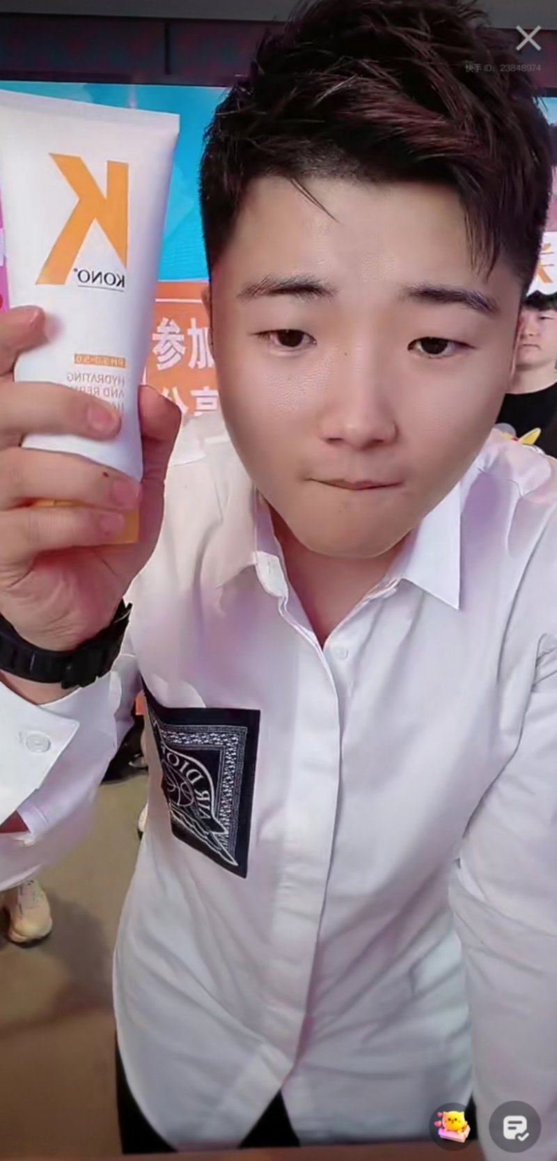 白小白生日大萌送的礼物,白小白生日会大萌送11万手表