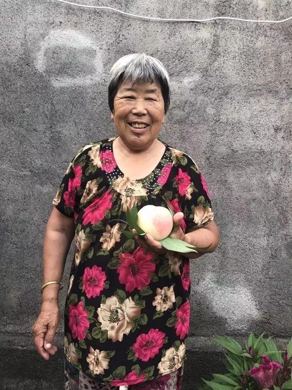 你可以走得慢一点但你一定要努力,你可以慢一点但一定要努力