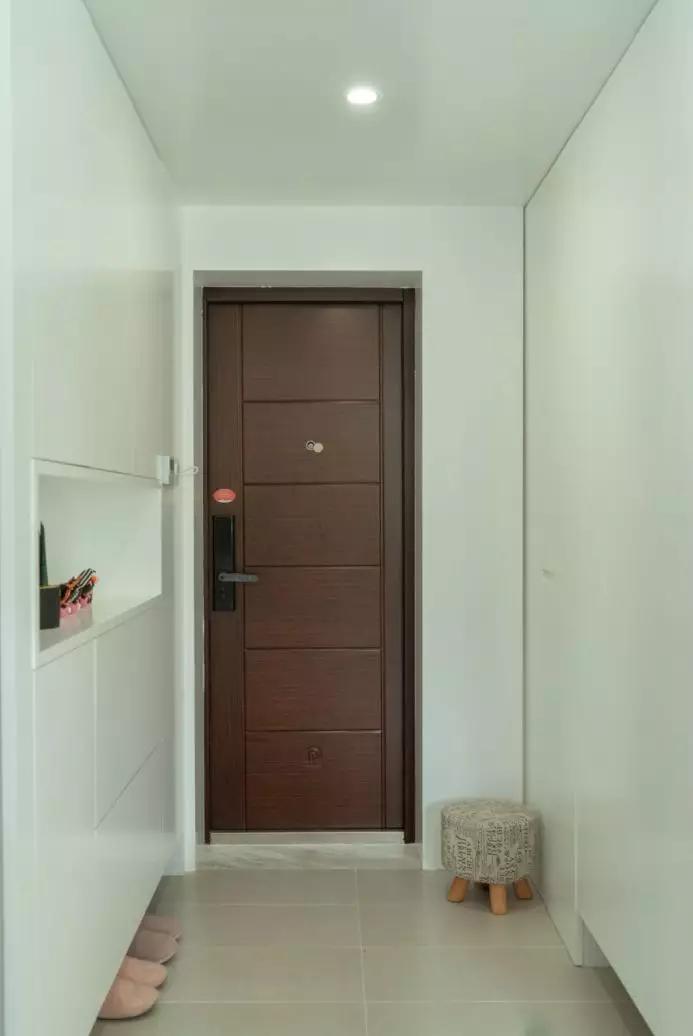 60㎡小屋，我们收了482件衣服，186双鞋子，412本书……