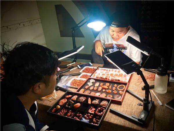 大凉山玛瑙直播卖货,西昌玛瑙批发市场在哪里