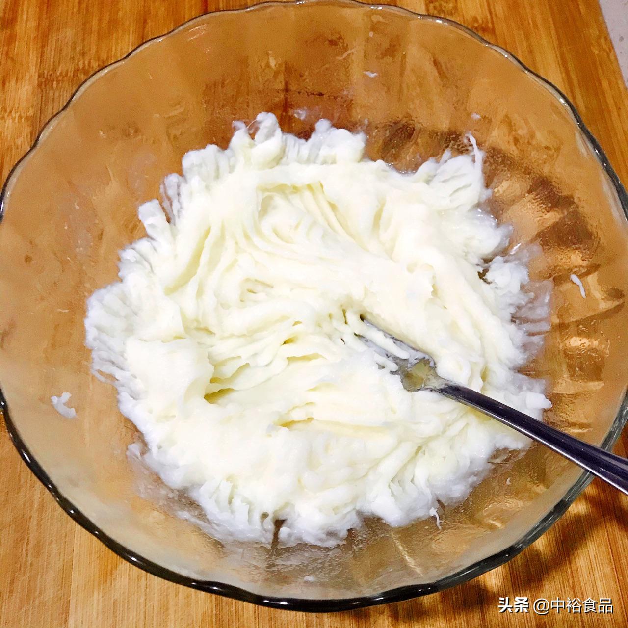 不加一滴水奶香味十足的山药小饼,山药奶香小软饼