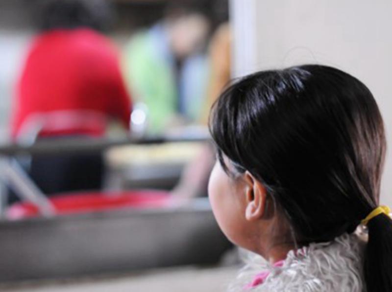 怎样帮孩子改正偷钱的习惯,孩子翻大人钱包应该怎么处理