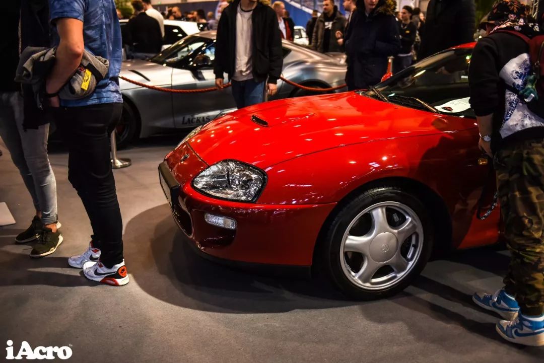 iAcroNavi——德国埃森改装车展之眼花缭乱上篇