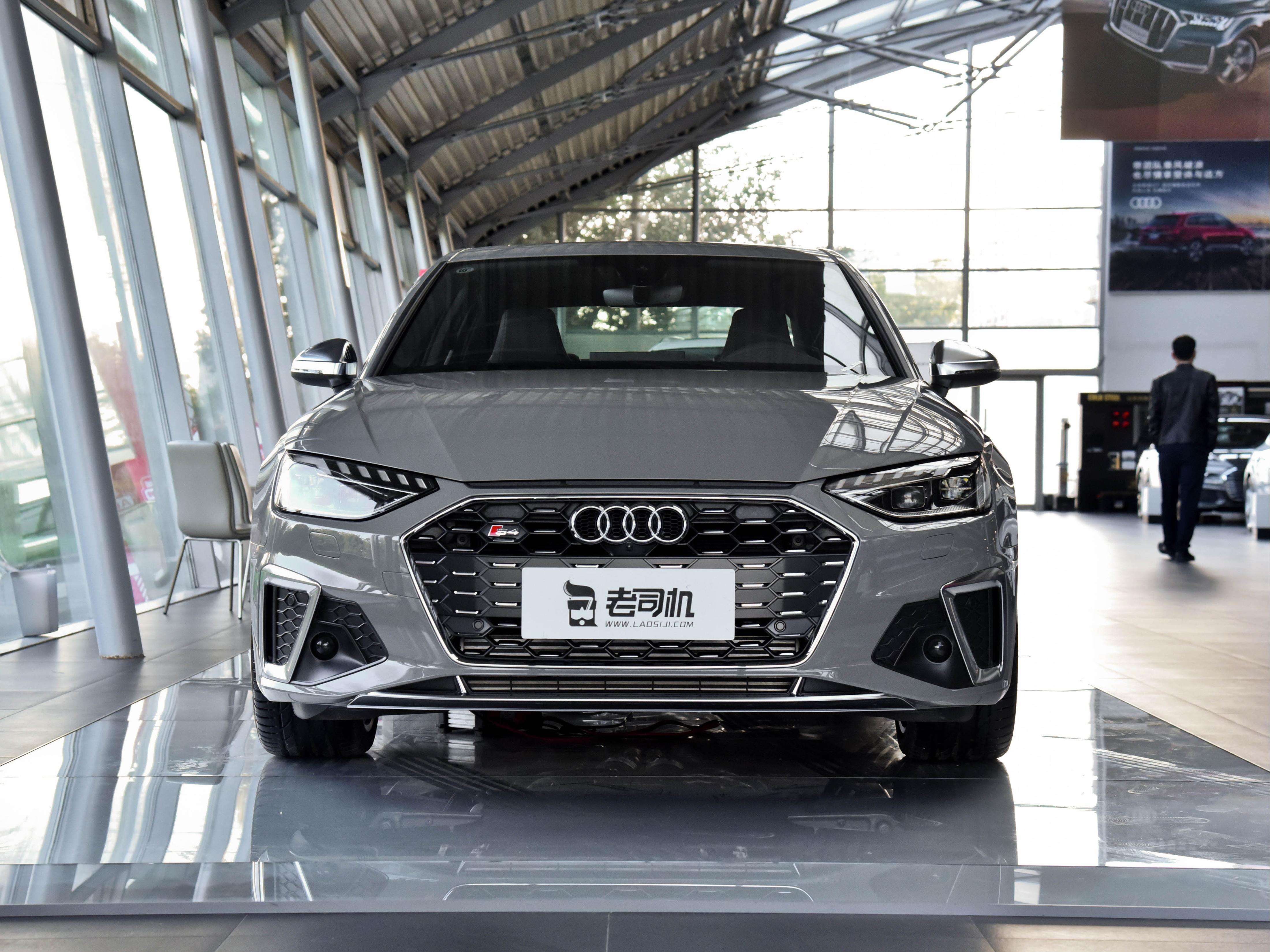 既能家用又能跑高速,既能下赛道又能代步的车