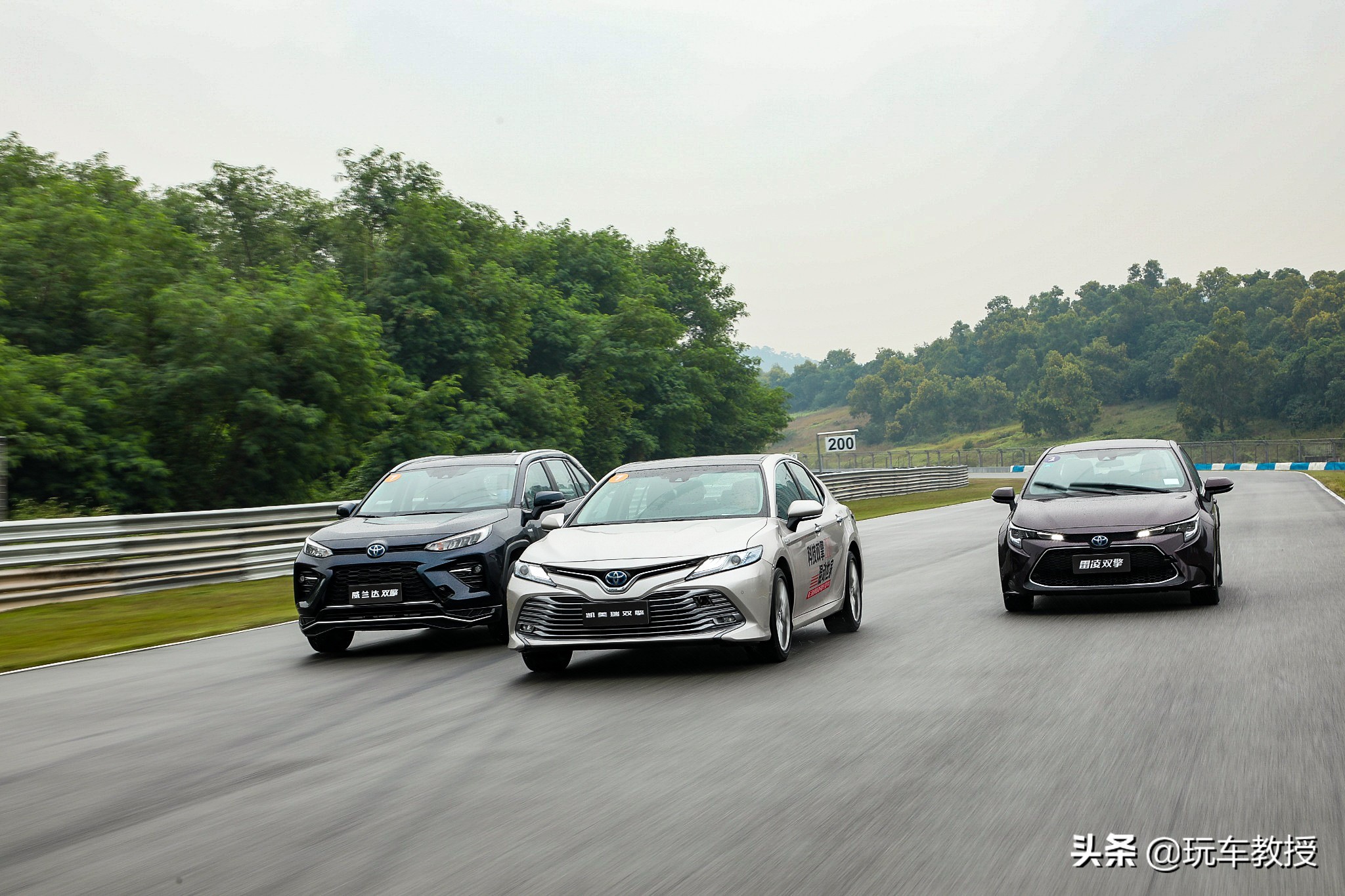 丰田的2.4t混动省油吗,丰田rav4荣放2.5混动版真实油耗