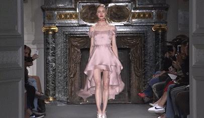 兰公子变身“巧手神探”百乐门老板娘｜纸上刺绣，别具匠心