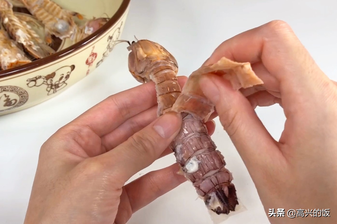 用筷子包皮皮虾怎么剥皮,皮皮虾的正确剥法用筷子