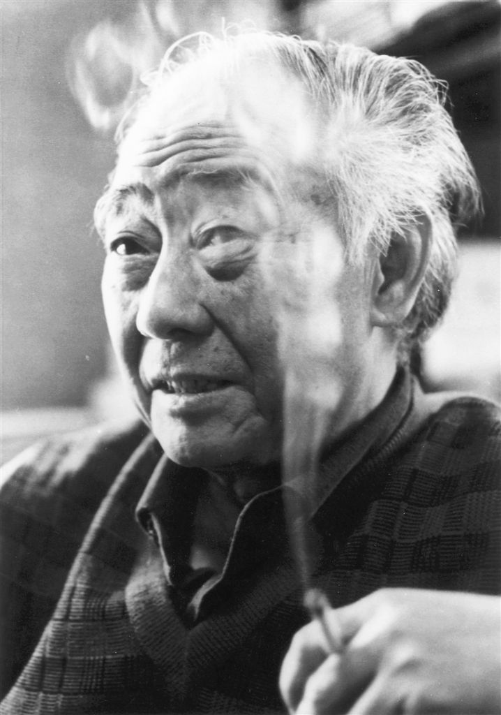 挂科、酒鬼、瘾君子，让闻一多伤心、沈从文推崇，终成散文大师