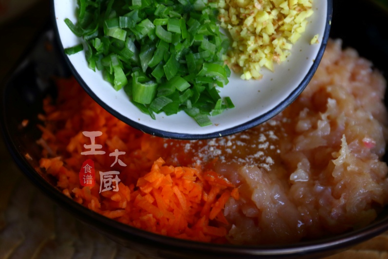 鸡胸肉炸小酥肉的最简单方法,鸡胸肉怎么炸小条