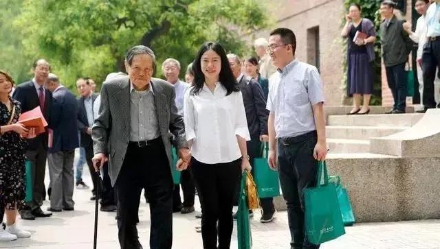 翁帆第一次婚姻失败原因,翁帆以前结过婚吗有孩子吗