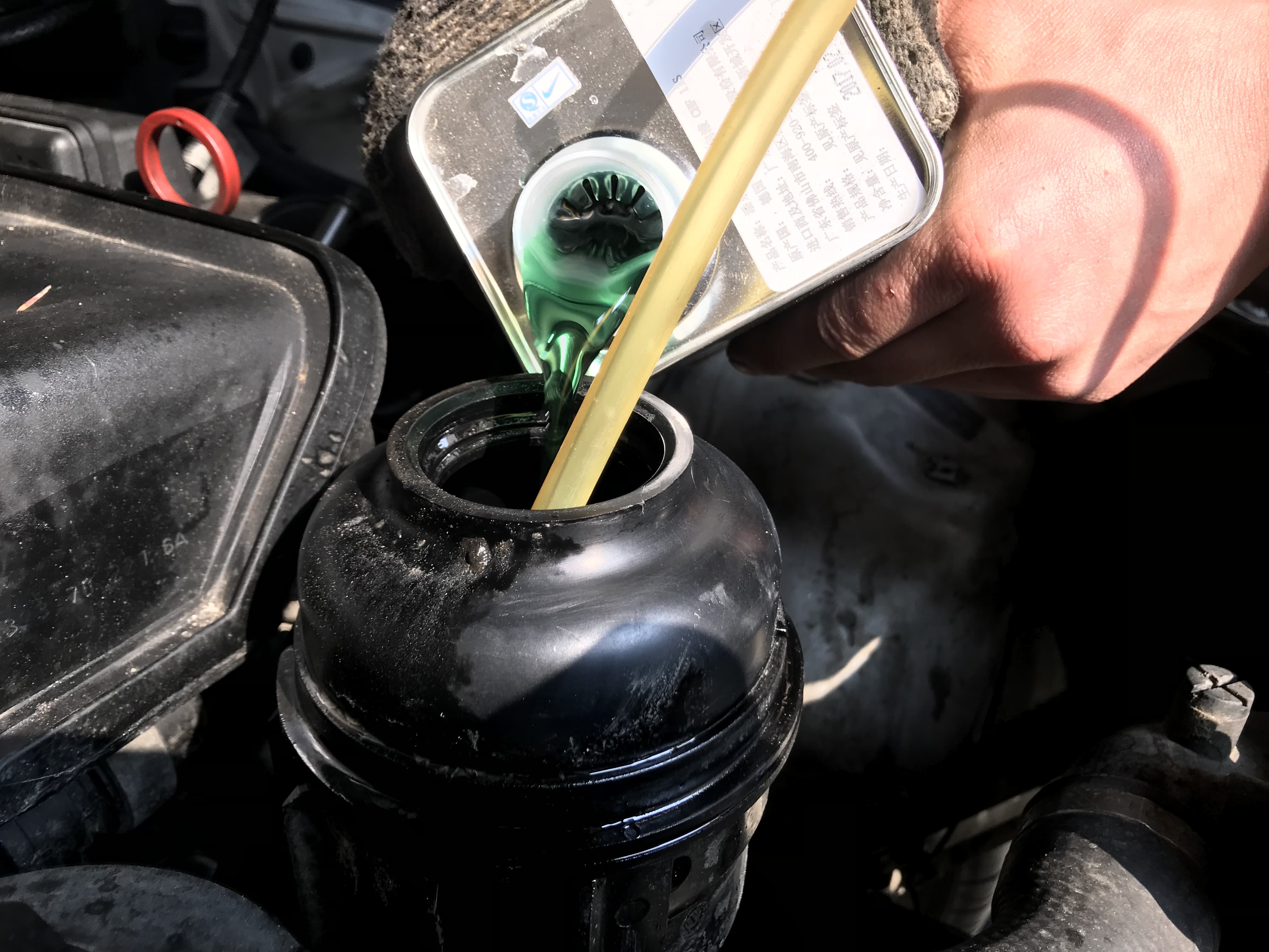 宝马e46325ci测评,宝马e46325i是国几