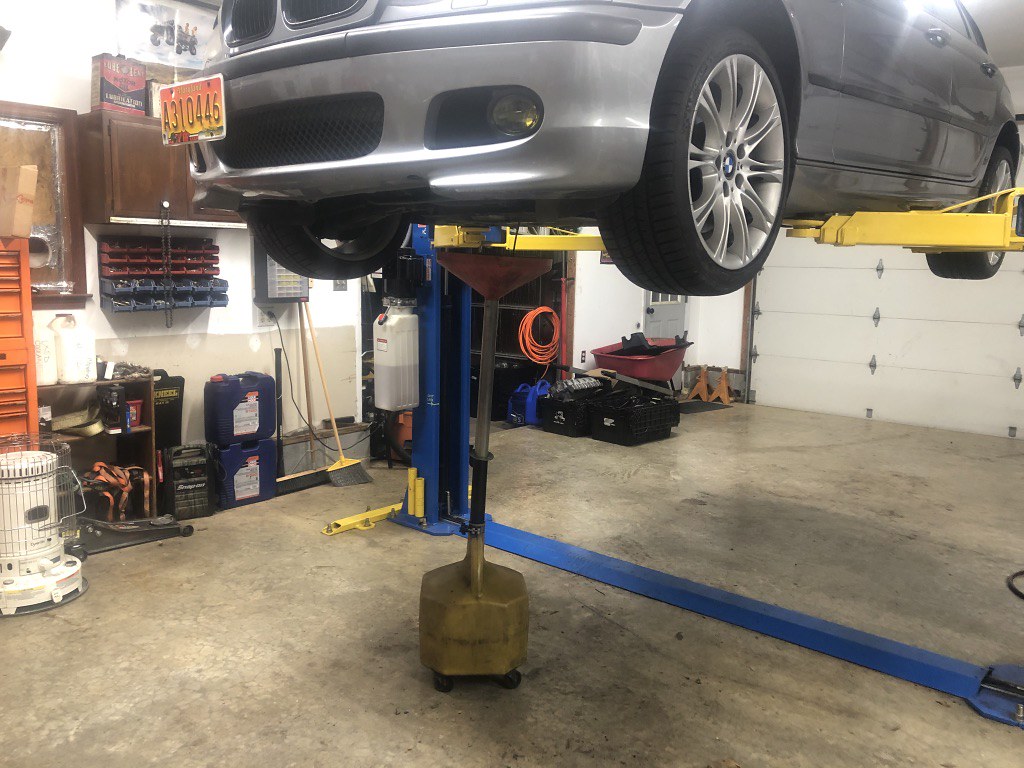 05年宝马3系整理：用宝来换来的抛锚车在专业修理工手中变废为宝