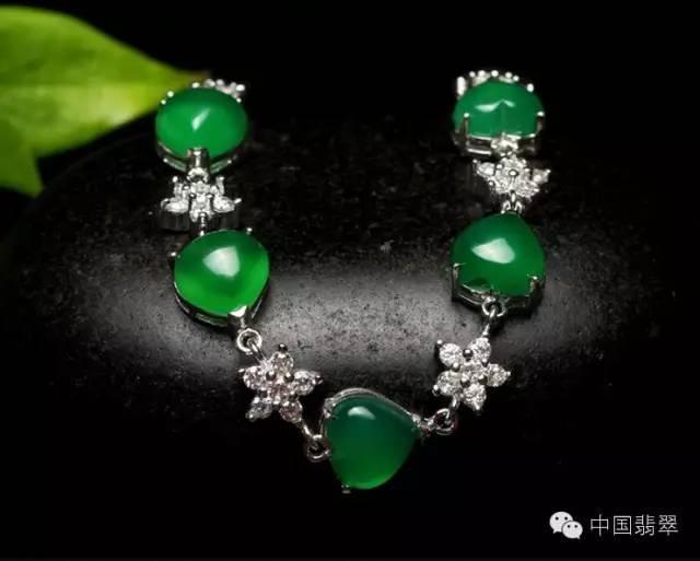 从8亿天价玻璃看翡翠市场上的“替身”