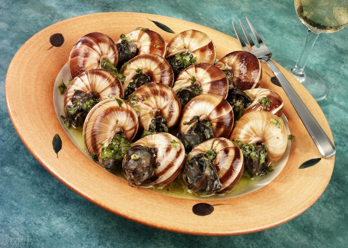 法国人那么懒经济为什么还这么好,又怂又懒又堕落