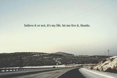 感动单词英语怎么说,感动某人英语短语怎么说