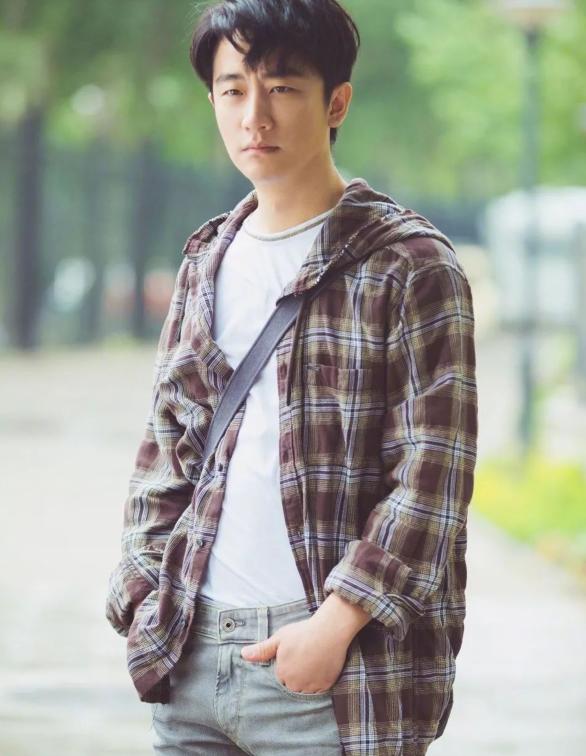 我说人家是三人打斗地主，你们信么？