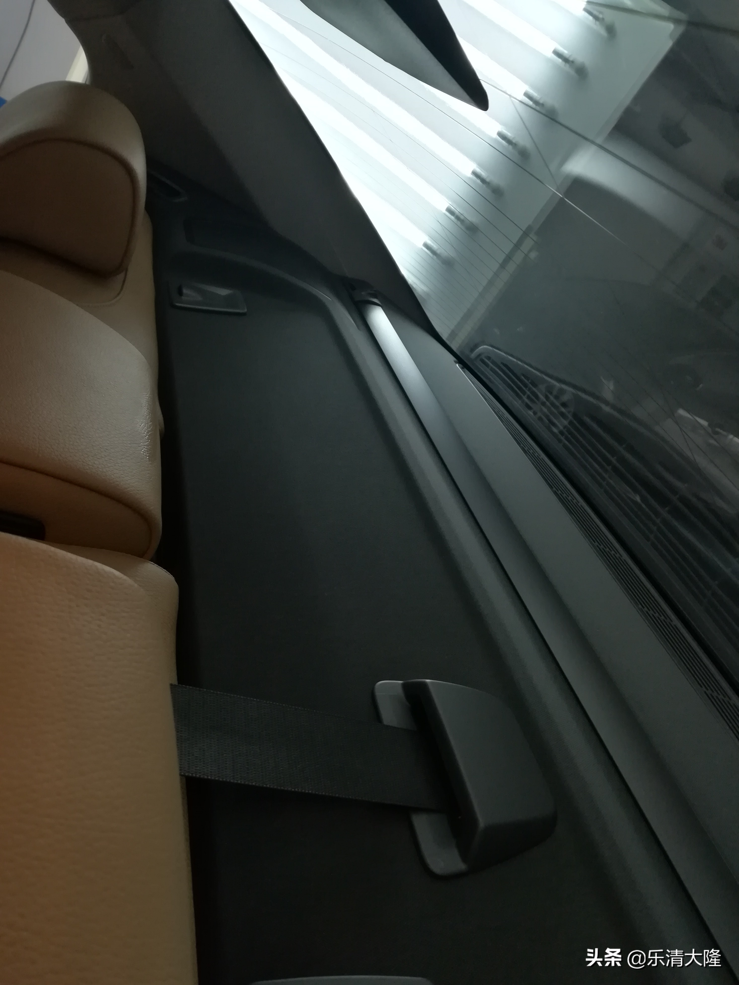 广州宝马7系内饰清洗,宝马7系发动机舱清洗