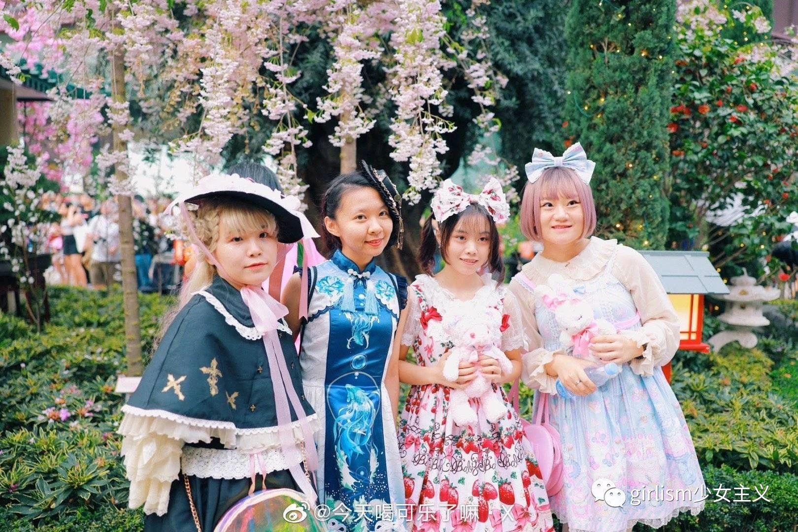 樱花与Lo|春天来了,好想穿上小裙子去赏花啊