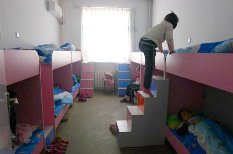 为什么孩子刚开始住校不适应,孩子刚寄宿不习惯怎么办