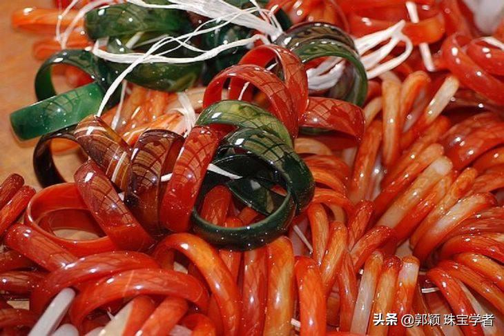 肉眼能看出玉是真是假嘛,如何看这个玉是否真的