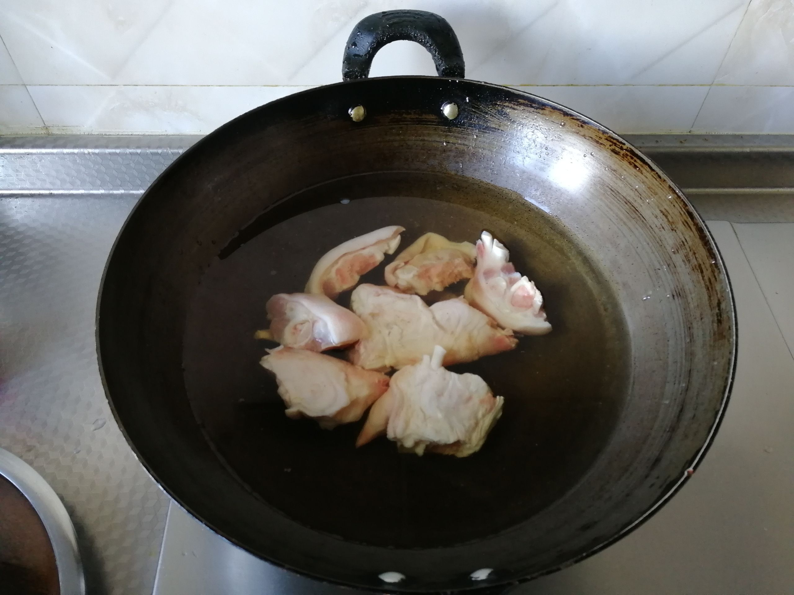 懒人美容汤恢复皮肤弹性全靠这汤,常喝此汤皮肤会越来越红润