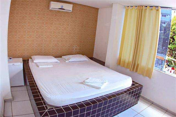 越来越多的人不买1.8米的床,为什么没人直接用水泥做床