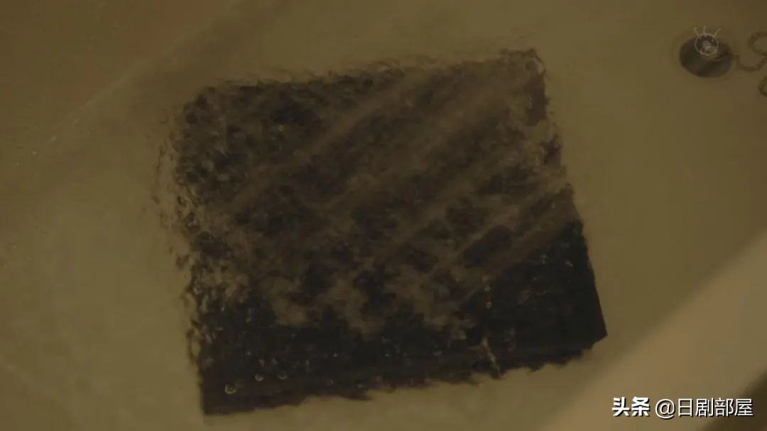 醒来发现妻子换了个人,又一部反婚反育日剧?