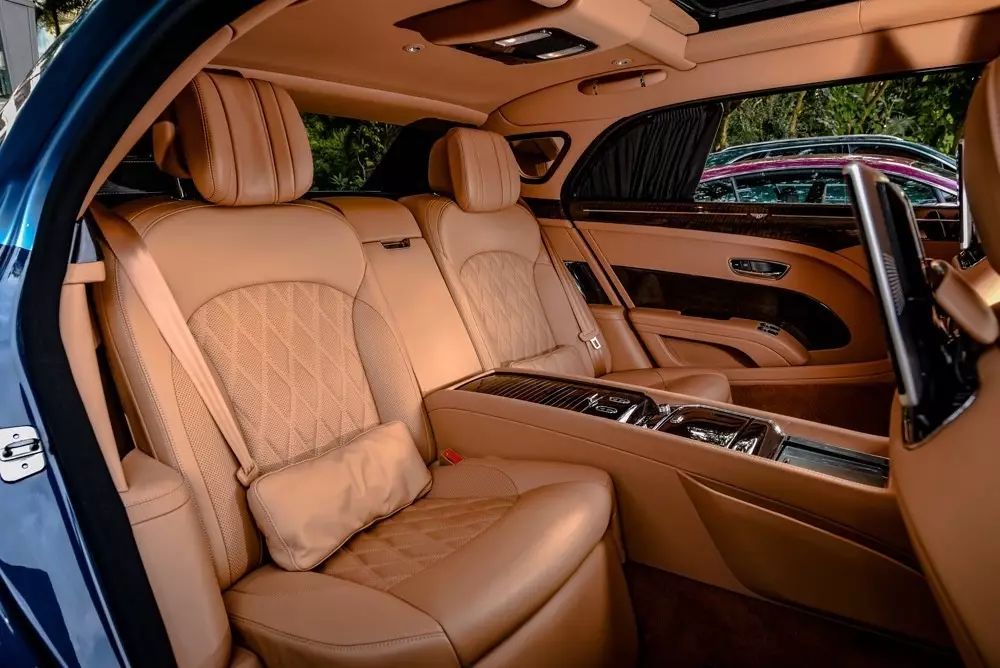 宾利欧陆gt和宾利慕尚,宾利慕尚宾利飞驰