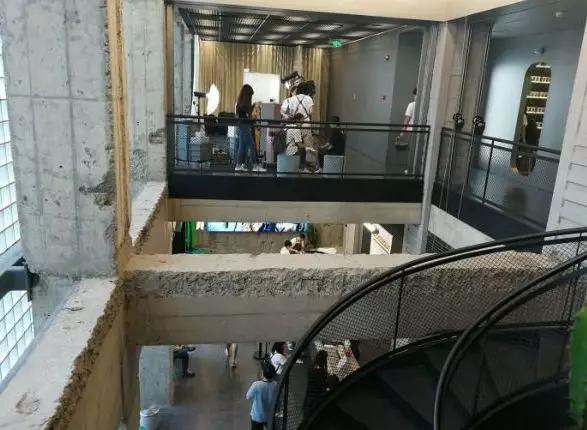 美妆新渠道,美妆电商如何开辟新蓝海