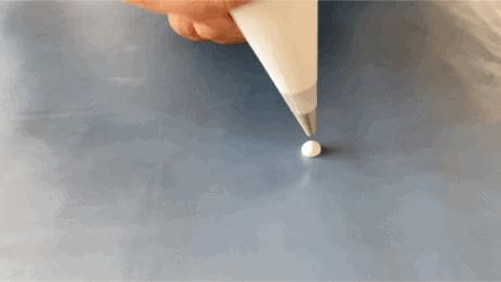 没有裱花袋裱花嘴泡芙奶油怎么挤,奶油裱花嘴怎么自做