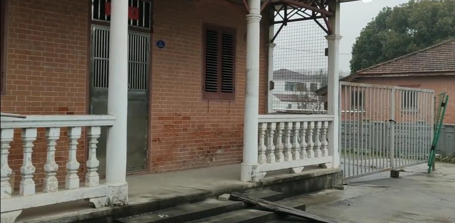 昆山城郊百年侨乡,红砖洋房异域风情,遗憾却被称为“强盗村”