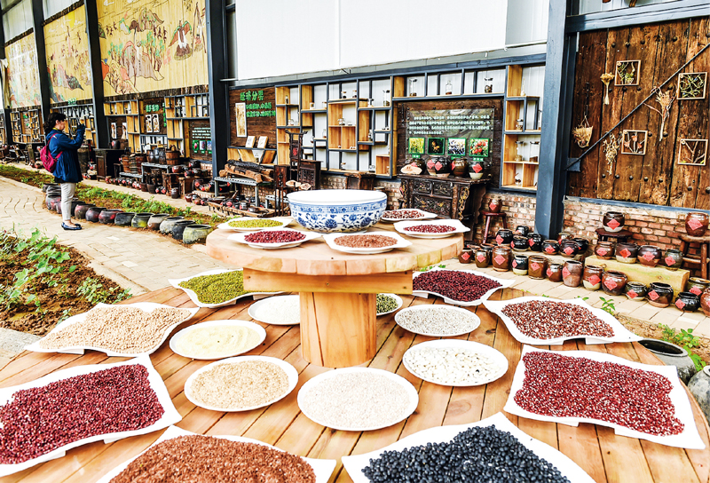 解决了中国人吃饭的问题,真正解决中国温饱问题的人