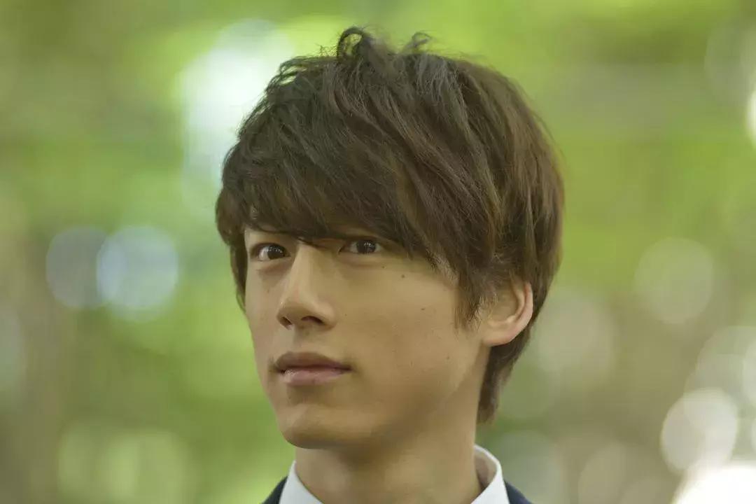 夏天清新感,来自这位日本“第一盐系男”