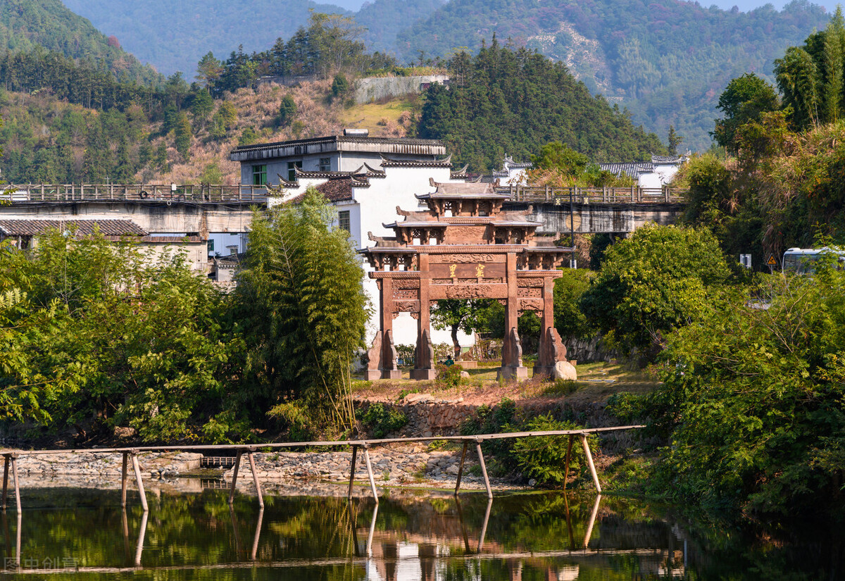 国内景色最美的十大古镇,国内风景优美的十大古镇