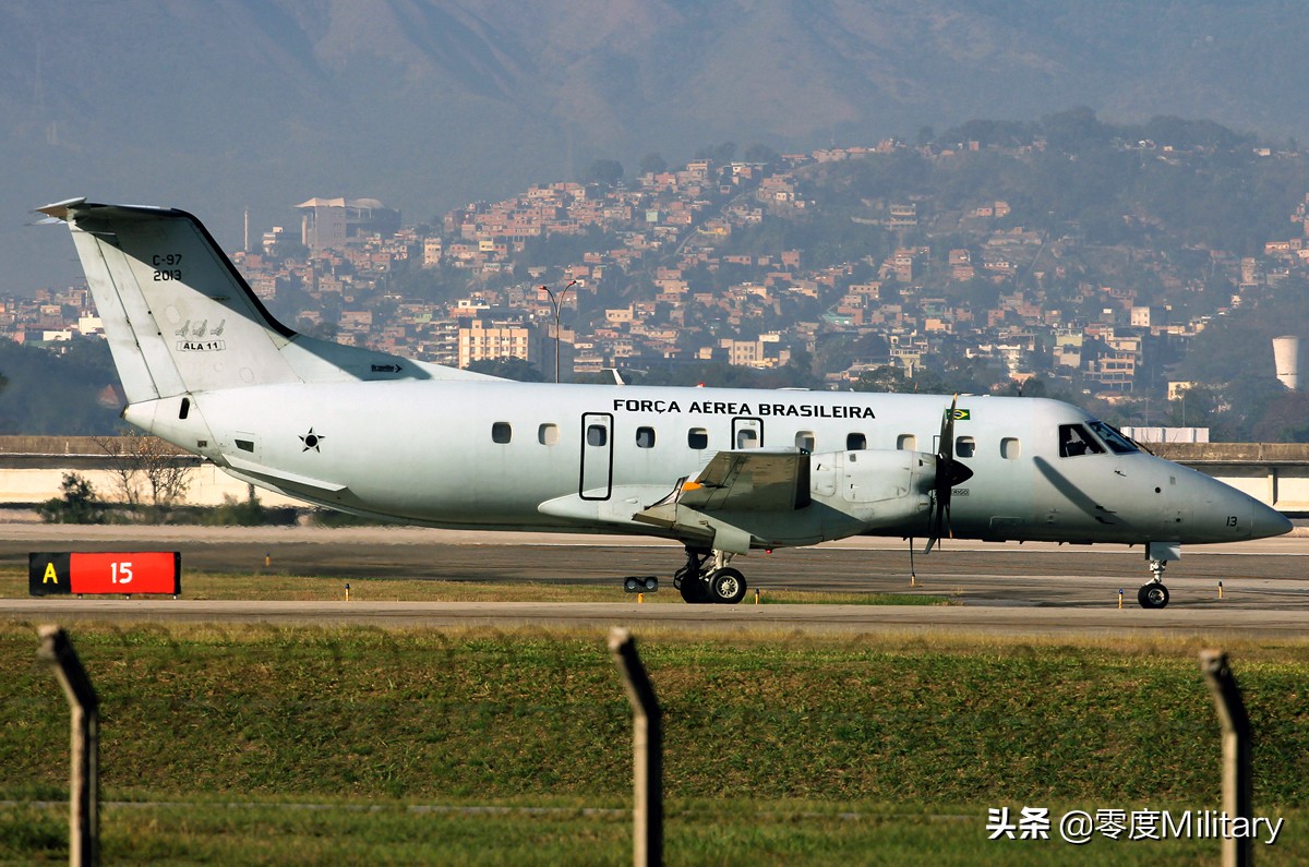 巴西空军鹰狮战斗机多少架,世界空军海军陆军